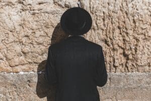 הקמת ישיבה בישראל